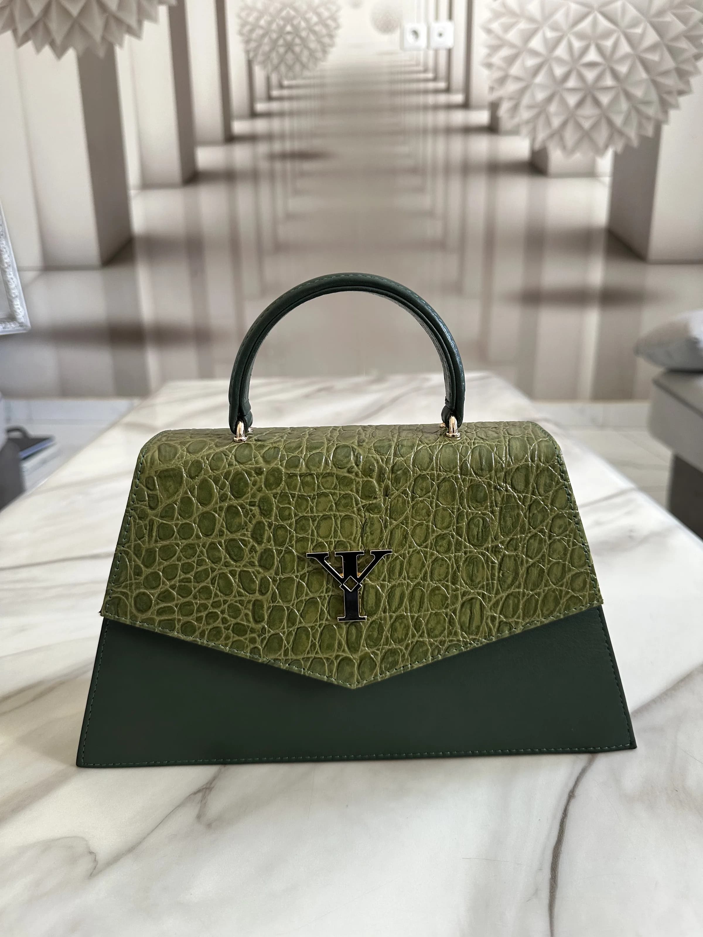 Jigéen Vert Clair — Cuir lisse vert citron + rabat cuir craquelé métallisé